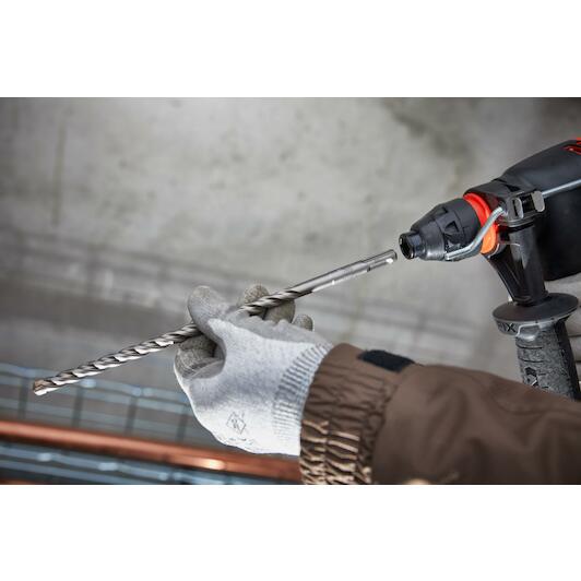 spit_224745