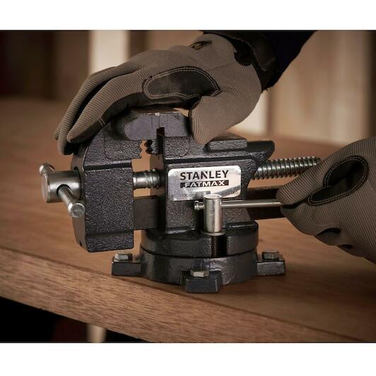 stanley_1_83_065