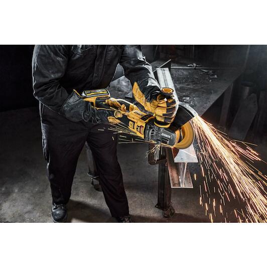 dewalt_dcg460x2_qw