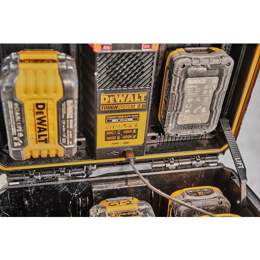 dewalt_dwst83471_qw_18