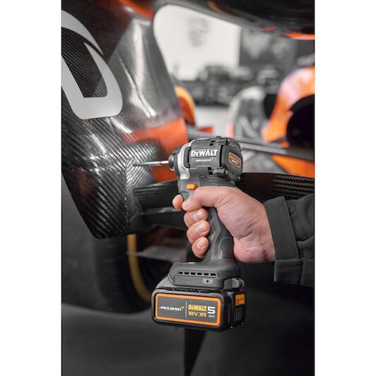 dewalt_dcf85mp2t_qw_14