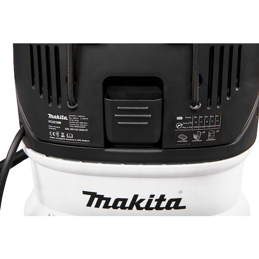 makita_vc4210mx_15