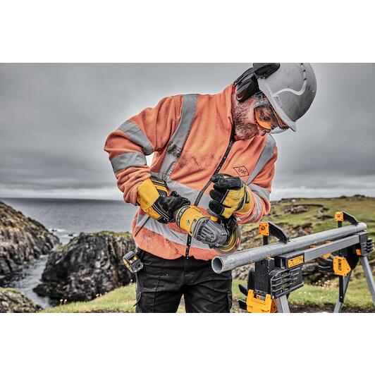 dewalt_dcg418x2_qw