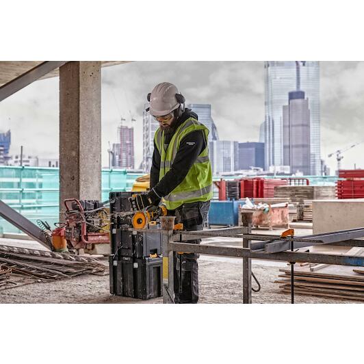 dewalt_dcg418x2_qw