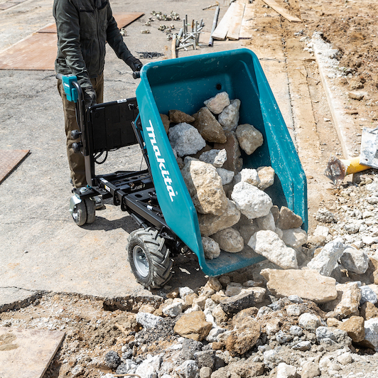 makita_dcu602z