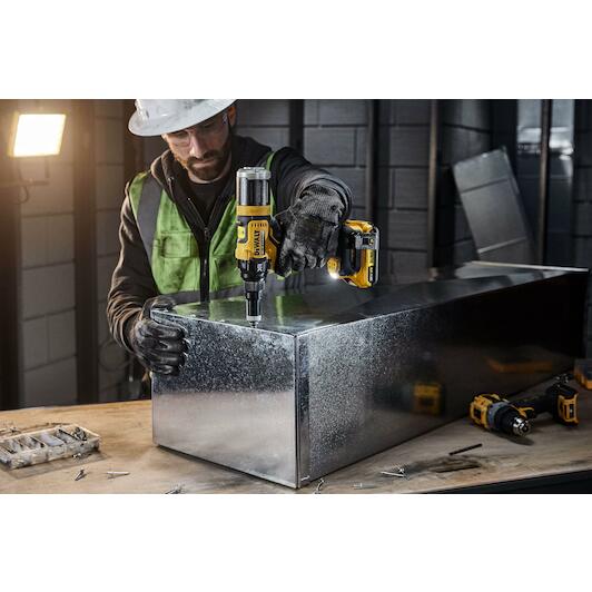 dewalt_dcf403nt_xj