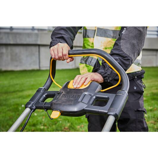 dewalt_dcmw564n_xj
