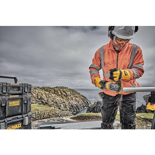 dewalt_dcg418x2_qw