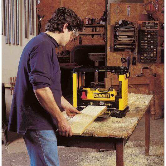 dewalt_dw733_qs