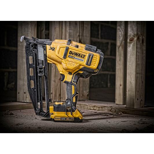 dewalt_dcn660d2_qw