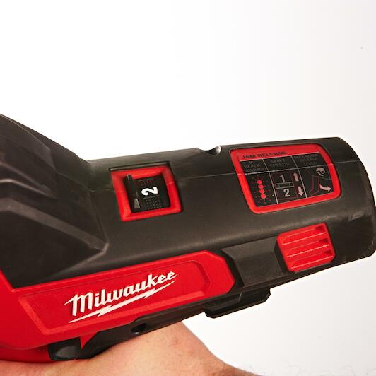 milwaukee_4933431600_11
