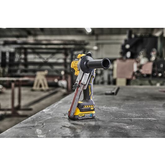 dewalt_dcm200e2t_qw_14