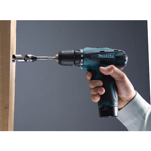 makita_df330dwe