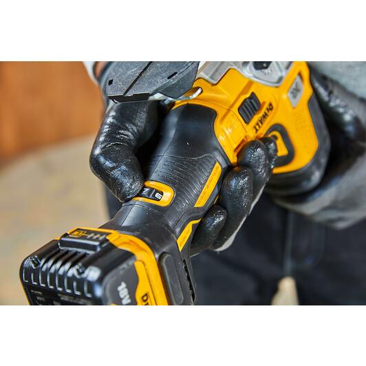 dewalt_dcs335p2_qw