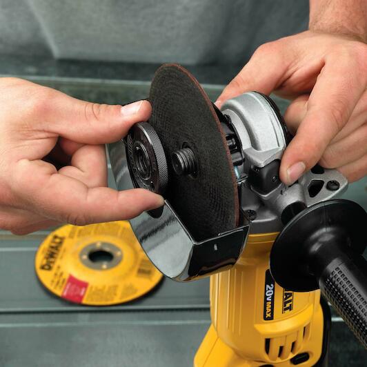 dewalt_dcg412m2_qw