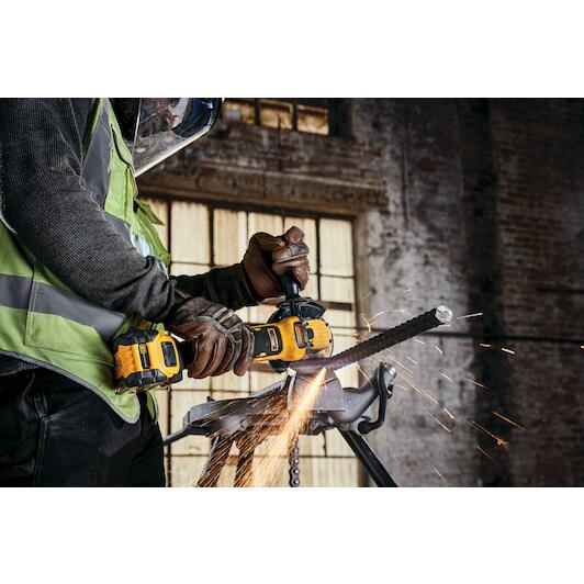 dewalt_dcg409nt_xj