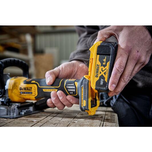dewalt_dcw682n_xj