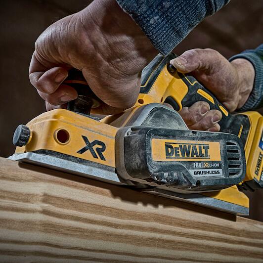 dewalt_dcp580p2_qw