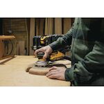 dewalt_dcw211nt_xj_14