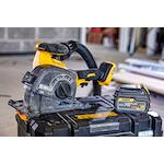 dewalt_dcg200t2_qw