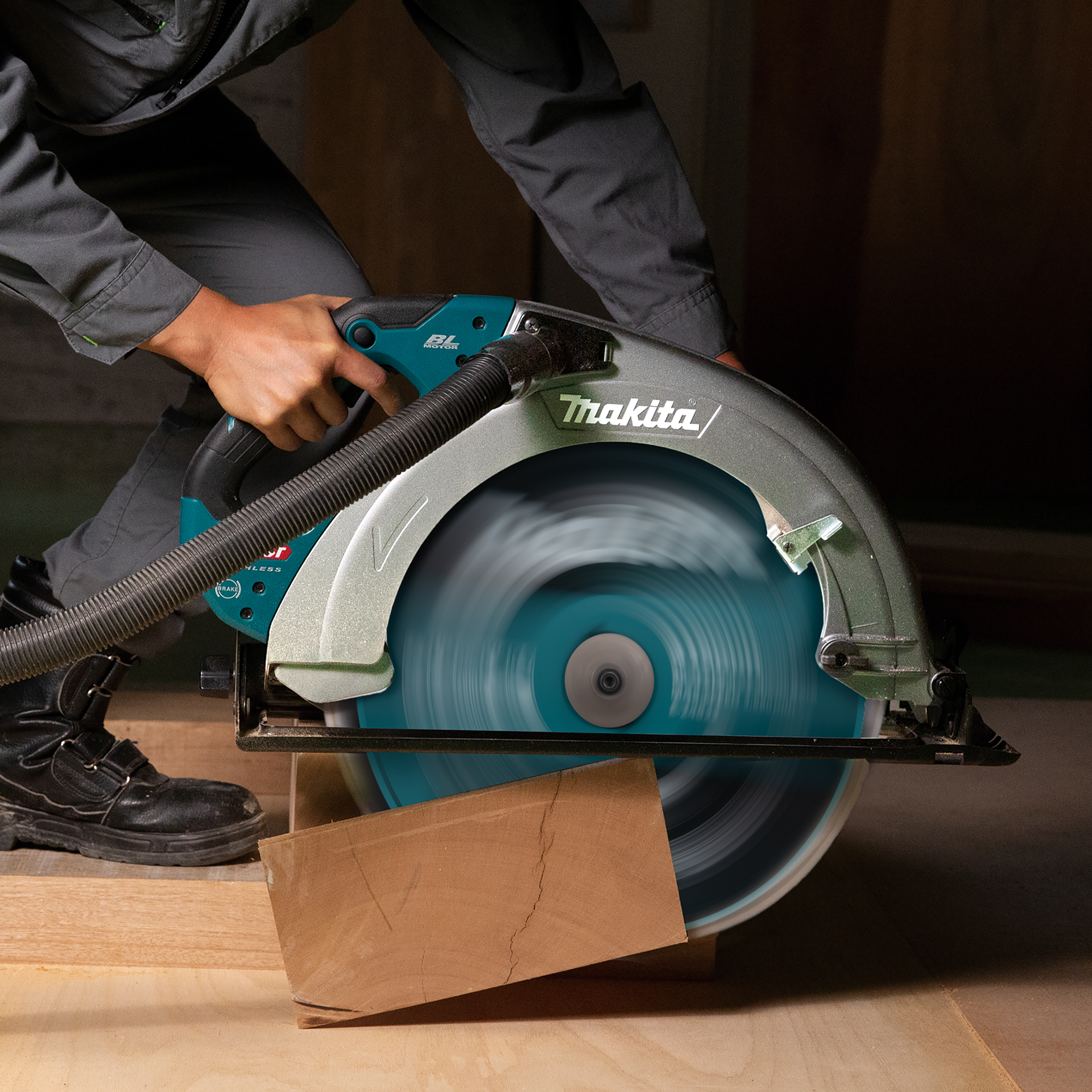 MAKITA HS013GZ 40Vmax XGT cordless circular saw 158 mm 415 mm (without  battery and charger)