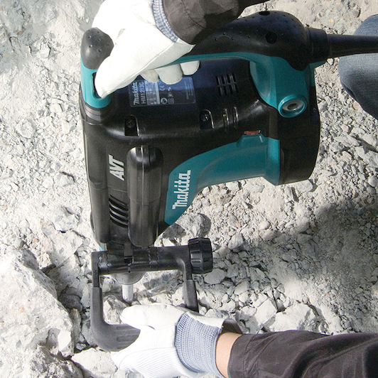 makita_hm1213c