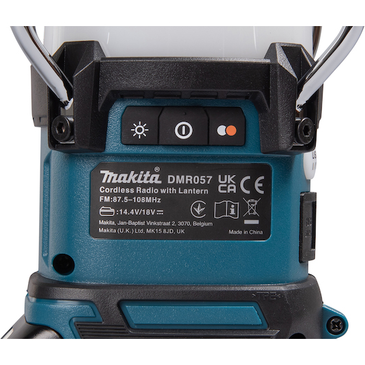 makita_dmr057
