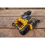 dewalt_dce040_xj