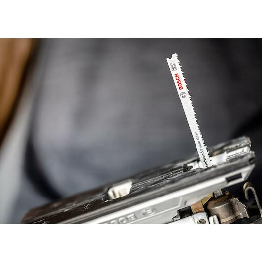 5 Lames Scie Sauteuse Bosch T344DF - Pour Bois Dur Jusqu'à 100mm, Bimétal HSS - Coupes Rapides Et Précises