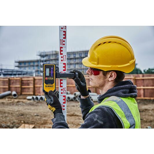 dewalt_dce080d1rs_qw