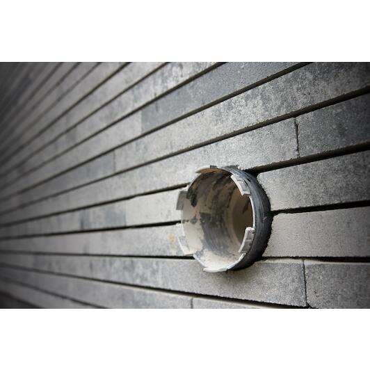 spit_654755