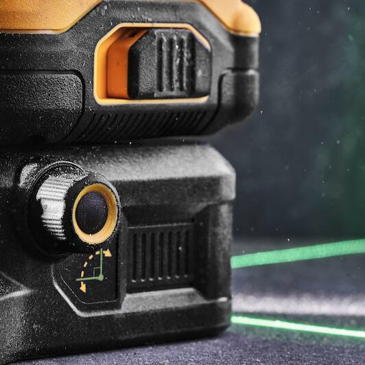 dewalt_dce089d1g18_qw
