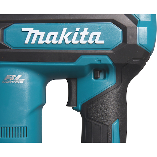 makita_pt001gd101_12