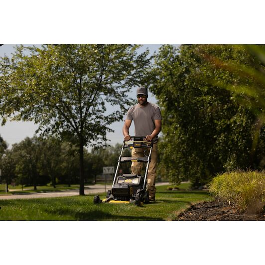 dewalt_dcmwp134n_xj_10