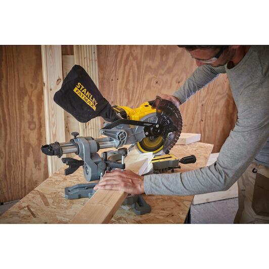 stanley_sfmcs701m1_qw_5
