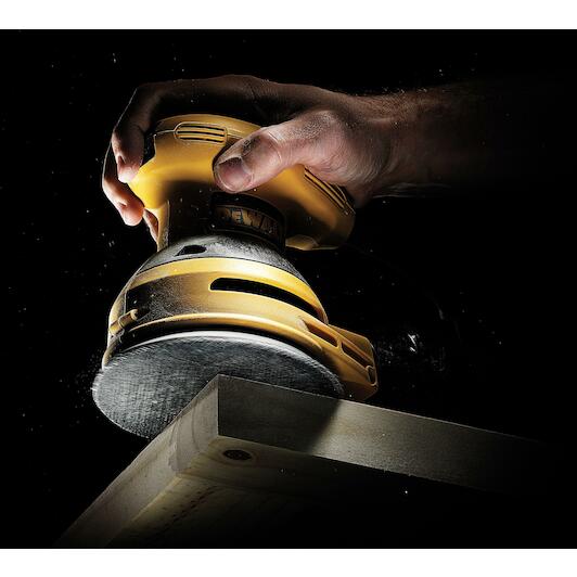 dewalt_dtm8561_qz